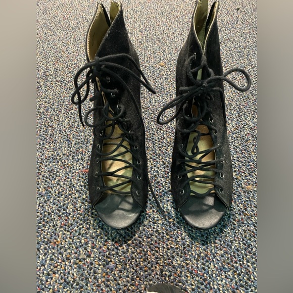 Chinese Laundry Shoes - Chinese Laundry Black Lace-Up Boots